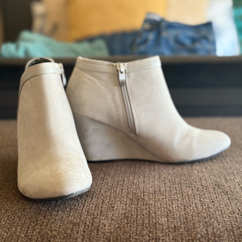 Women's Beige Ankle Boots